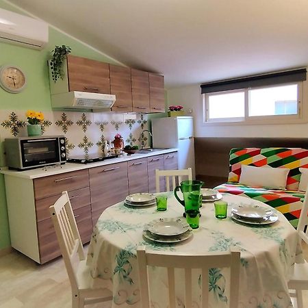 Апартаменты Liz House Кальтаджироне Экстерьер фото